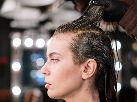 Vegan Saç Boyası ve Sağlık: Zararlı Kimyasalların Saça ve Vücuda Etkileri